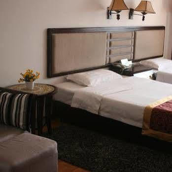 Green Bamboo Hotel Guilin Exterior foto