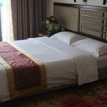 Green Bamboo Hotel Guilin Exterior foto